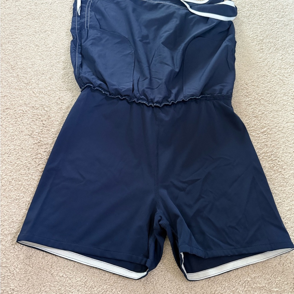 Southern Tide Dark Blue Skirt with White Accents - Picture 7 of 7